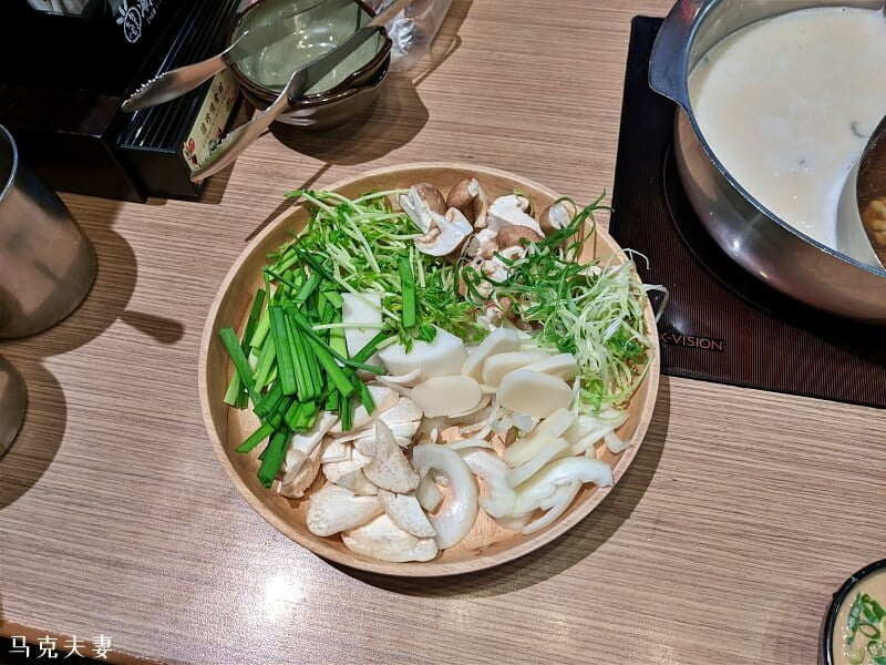 ▲汐止 涮乃葉syabu-yo 青菜盤